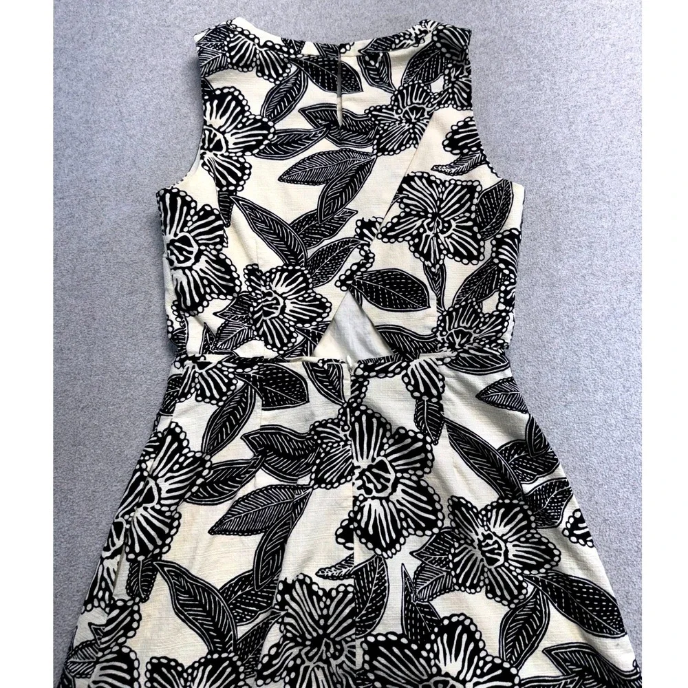J Crew Fit And Flare Dress Womens 00 Black Cream/Yellow Floral Cutout Classic